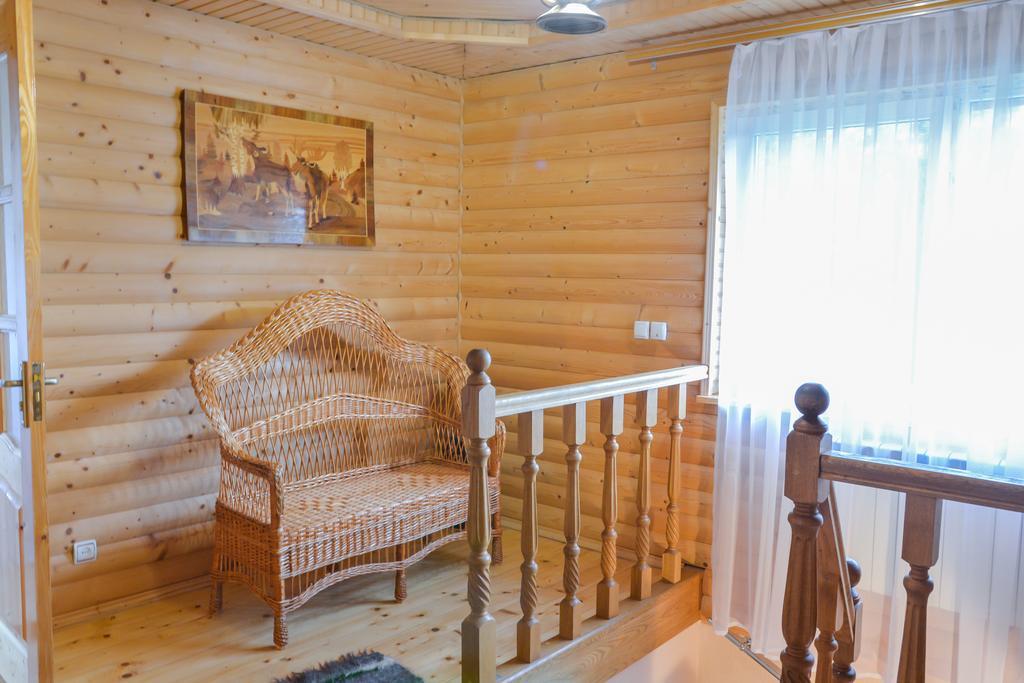 Villa Садыба Полыцька à Guta Extérieur photo